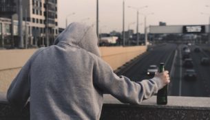 Antyspołeczne zachowania w UK - jak sobie poradzić